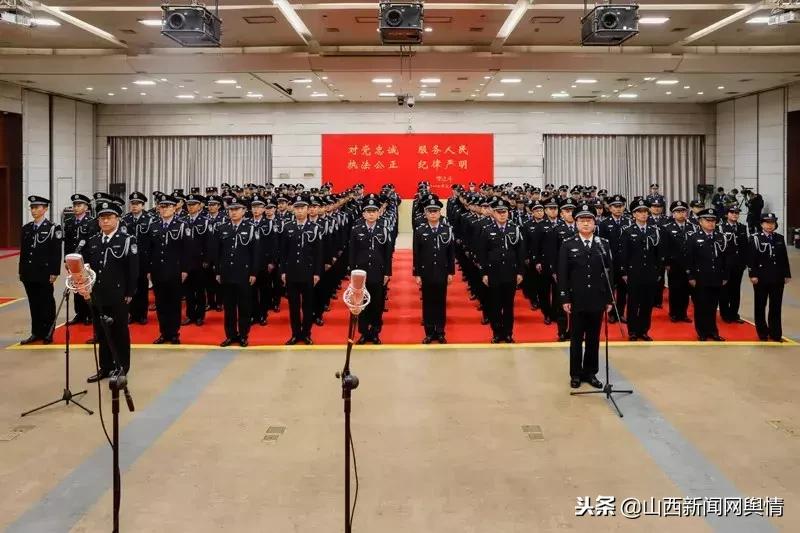 澳門正版掛牌,數(shù)據引導設計策略規(guī)劃_標準版 60.770 