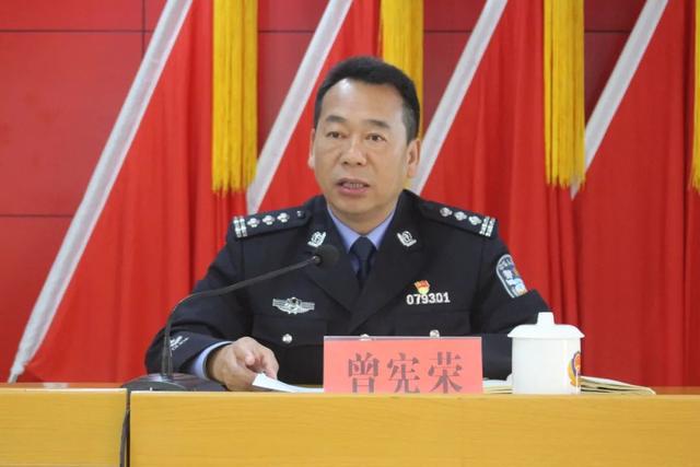 全南縣公安局新領(lǐng)導(dǎo)團(tuán)隊引領(lǐng)公安事業(yè)邁向新高度